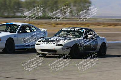 media/Oct-01-2022-24 Hours of Lemons (Sat) [[0fb1f7cfb1]]/10am (Front Straight)/